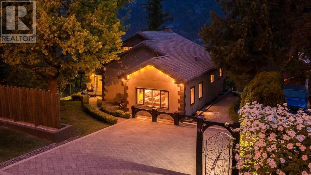 417 Hamilton Avenue, Nelson, British Columbia  V1L 3G1 - Photo 1 - 10350416