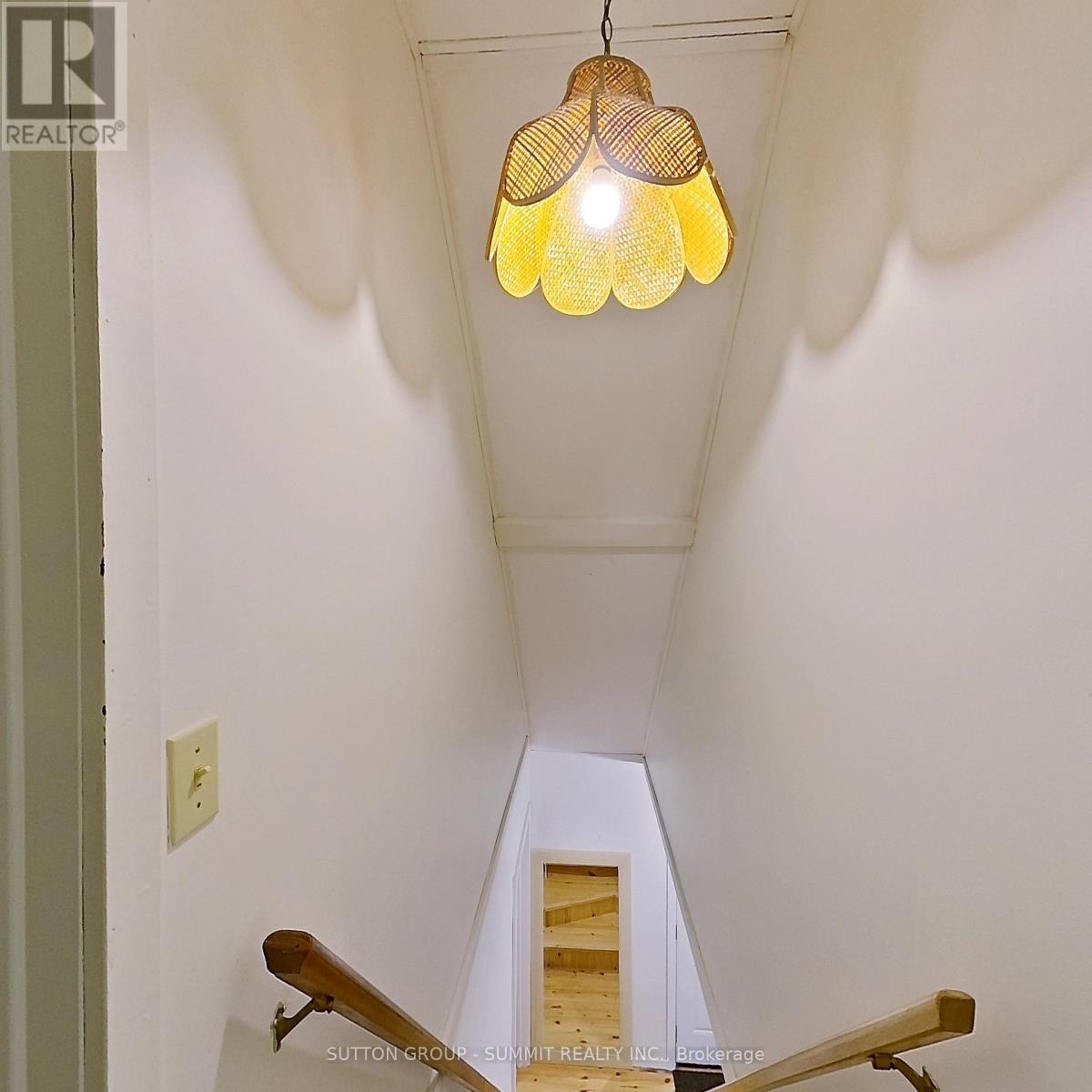 17 Sugarbush Lane, Huntsville, Ontario  P1H 2J3 - Photo 17 - X12149031