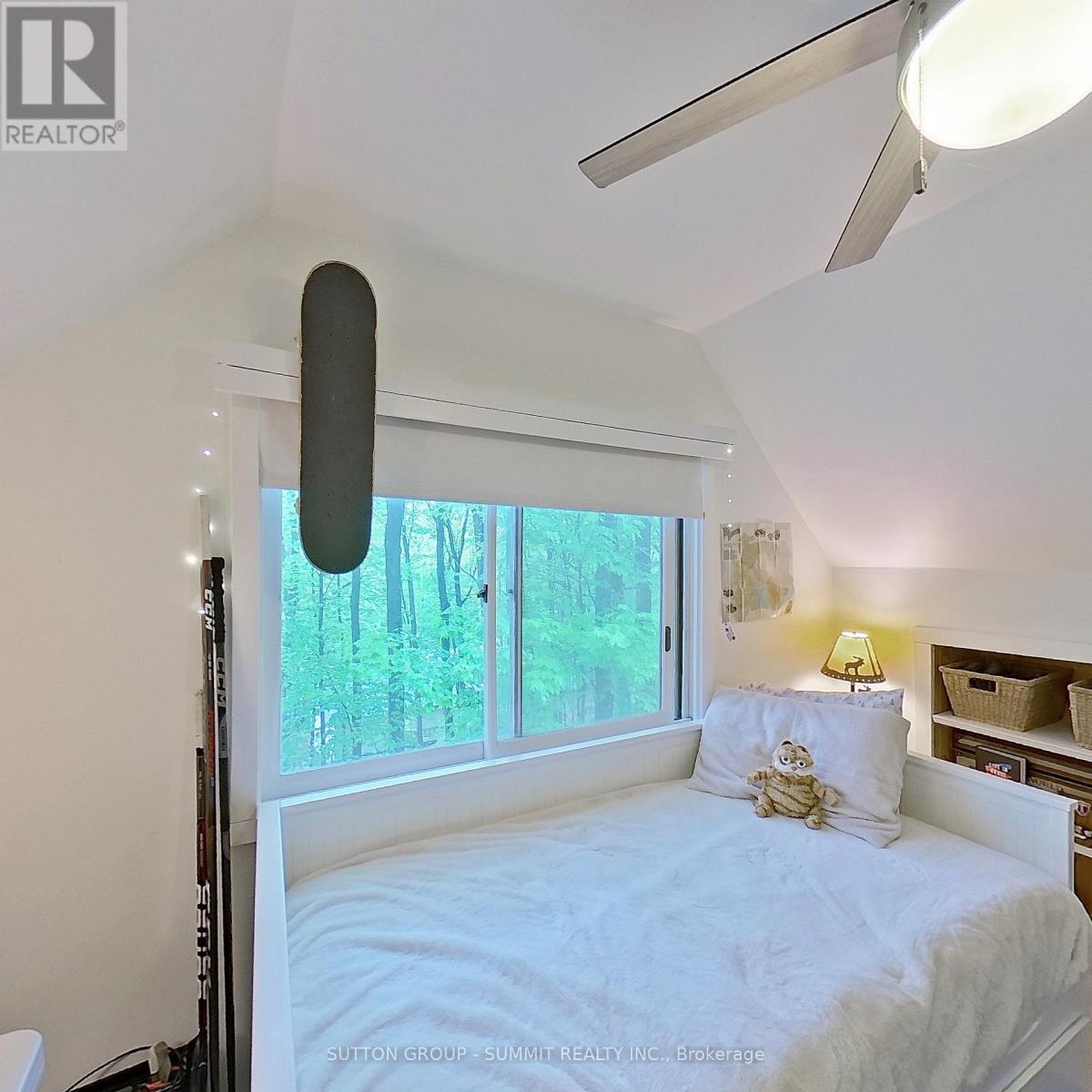 17 Sugarbush Lane, Huntsville, Ontario  P1H 2J3 - Photo 7 - X12149031