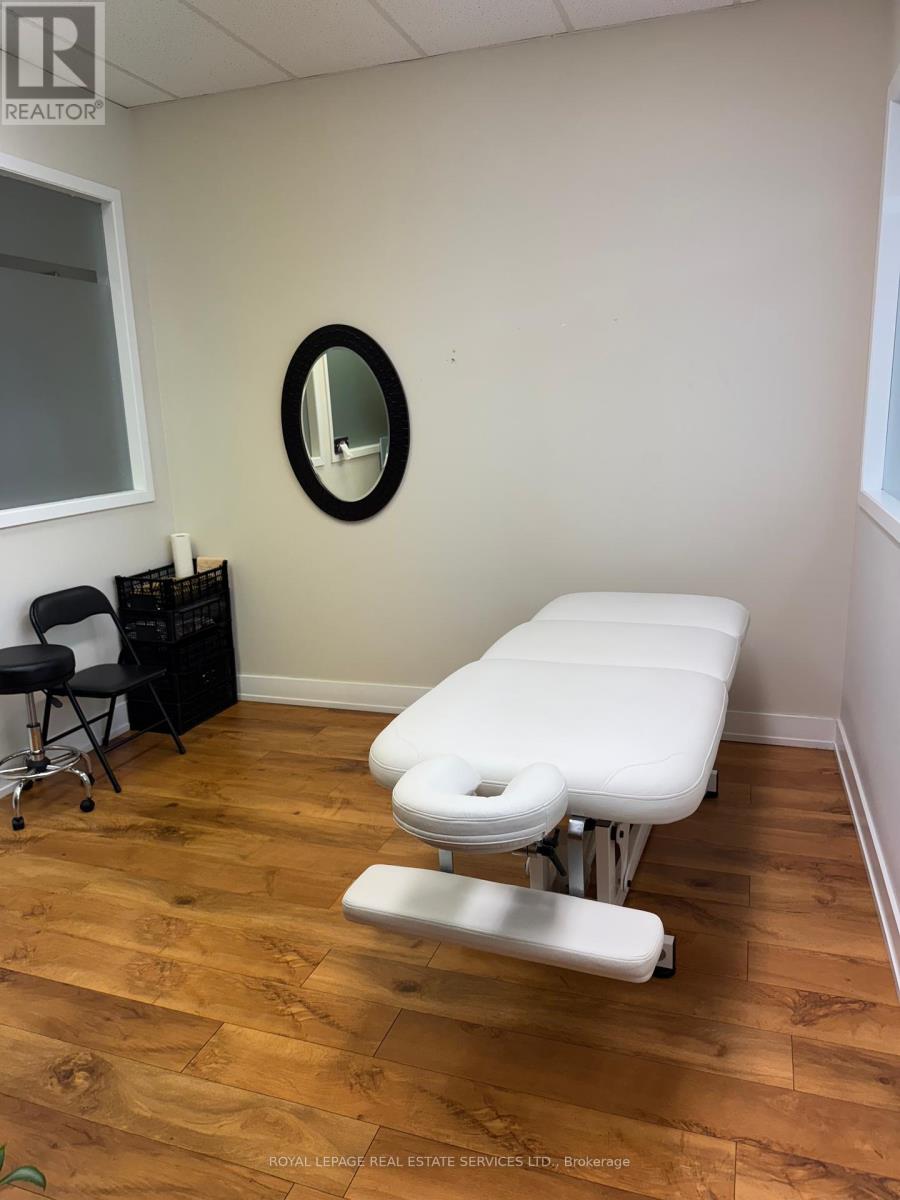 A4-5 - 1700 Eglinton Avenue E, Toronto (Victoria Village), Ontario  M4A 2X4 - Photo 7 - C12183188