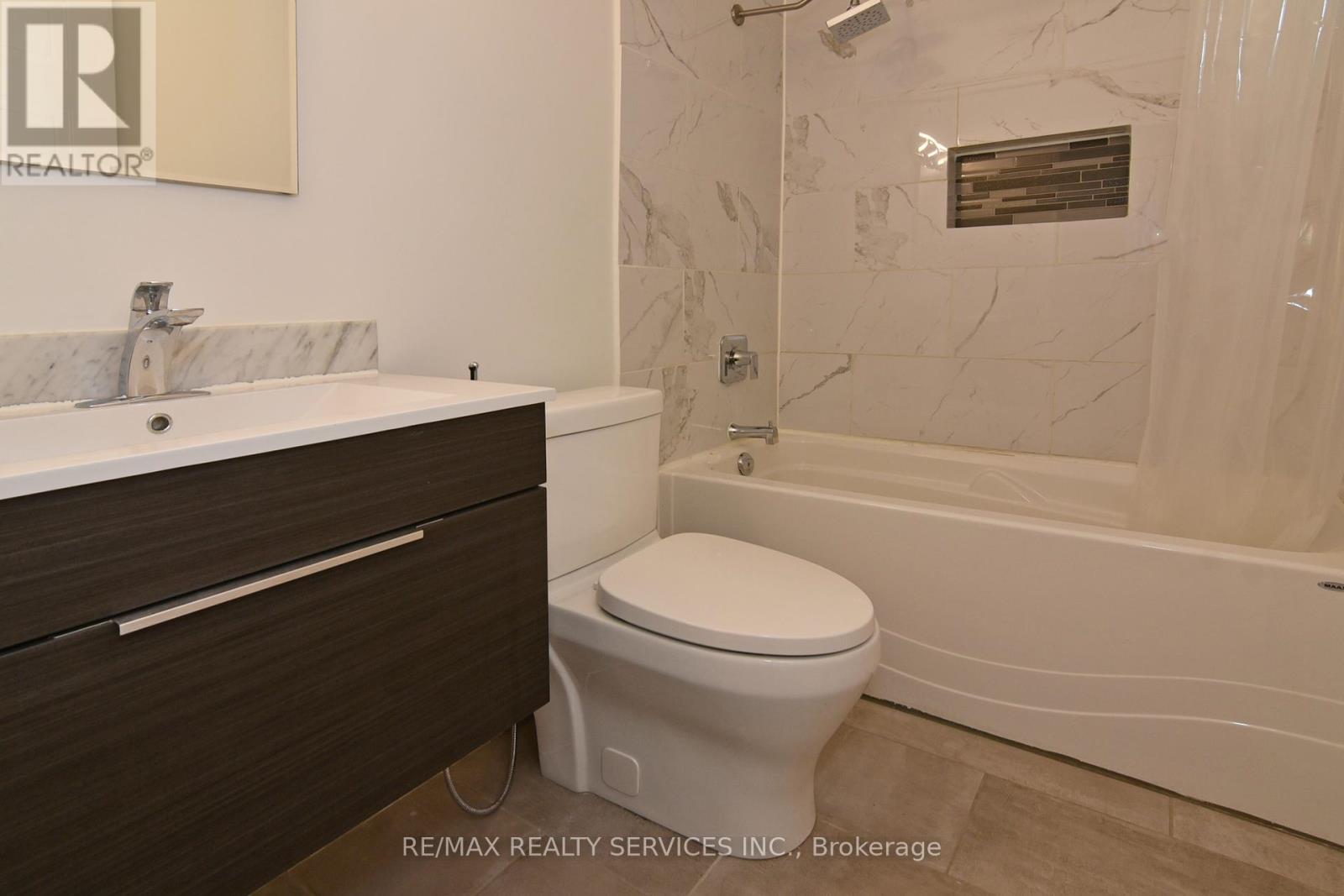 115 - 735 Deveron Crescent, London South (South T), Ontario  N5Z 4X8 - Photo 21 - X12189865
