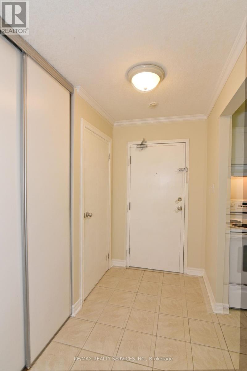 115 - 735 Deveron Crescent, London South, Ontario  N5Z 4X8 - Photo 8 - X12189865