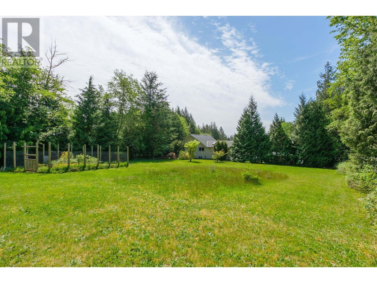 2557 Miles Road, Roberts Creek, British Columbia  V0N 2W4 - Photo 28 - R3003609