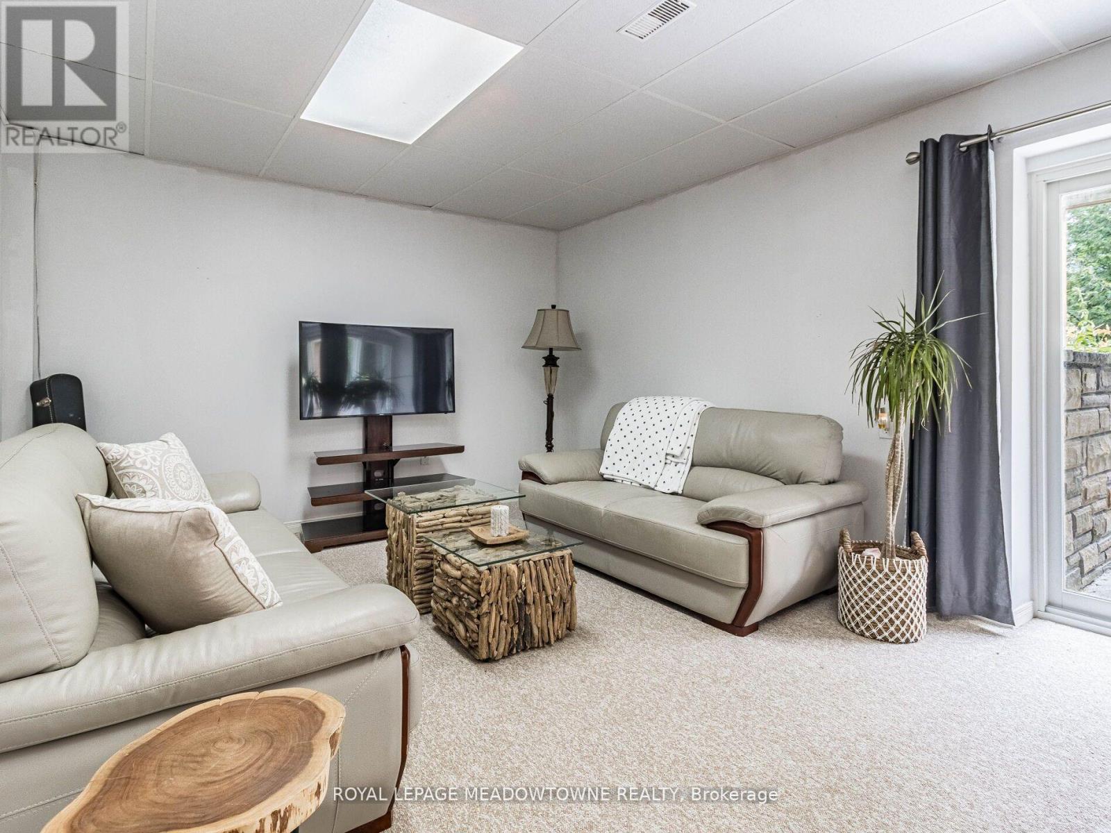 1 Cedar Drive, Caledon, Ontario  L7K 1H4 - Photo 36 - W12190060