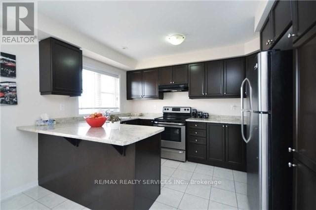 49 Mercedes Road, Brampton, Ontario  L7A 0Z2 - Photo 3 - W12190095