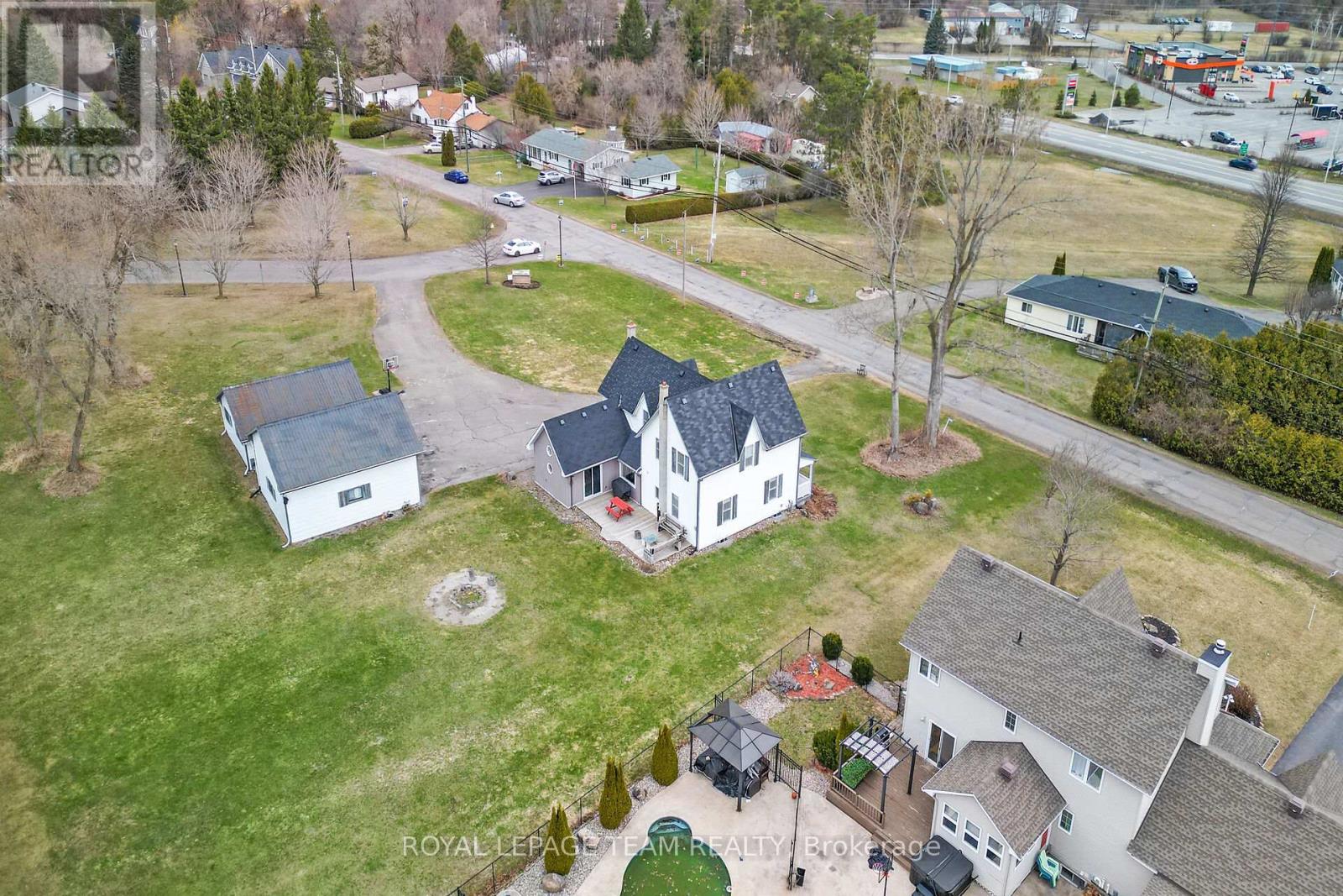 1456 Meadow Drive, Ottawa, Ontario  K4P 1B1 - Photo 44 - X12190199