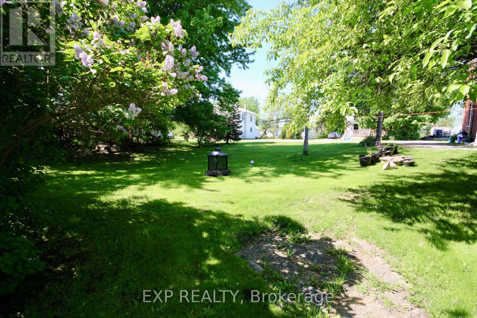 40 & 42 - 40 Main Street, North Stormont, Ontario  K0C 0B2 - Photo 9 - X12190262