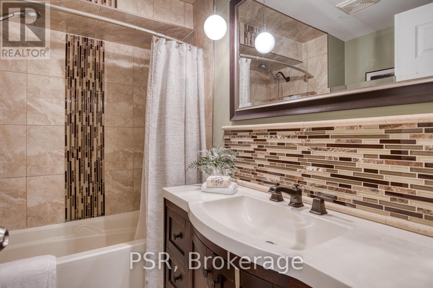 20 - 11 Grand River Boulevard, Kitchener, Ontario  N2A 2T2 - Photo 14 - X12190039