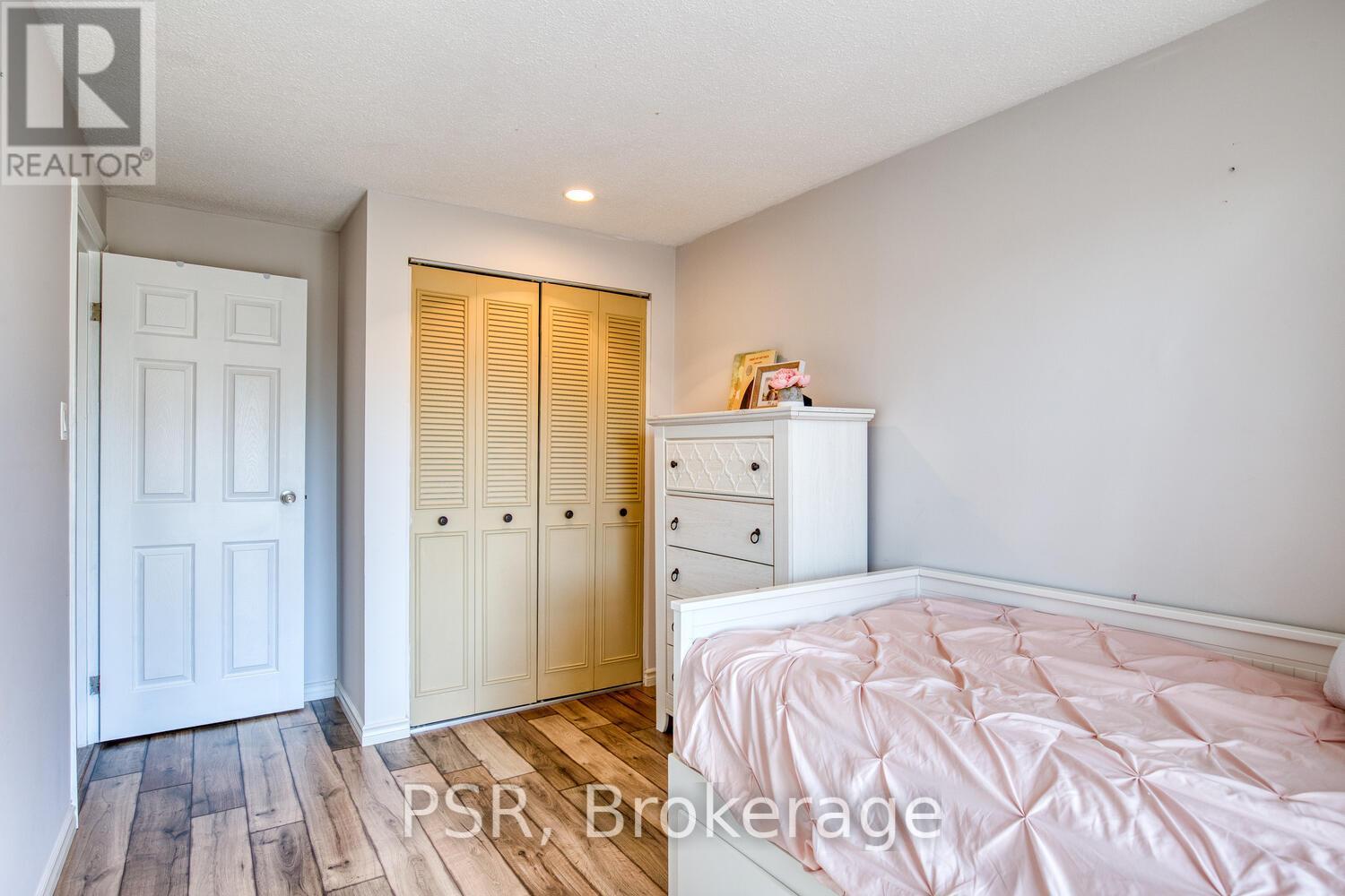 20 - 11 Grand River Boulevard, Kitchener, Ontario  N2A 2T2 - Photo 16 - X12190039