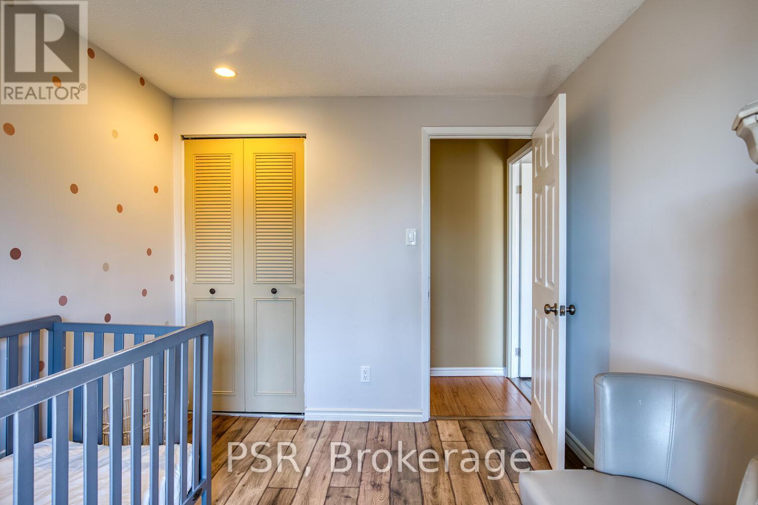 20 - 11 Grand River Boulevard, Kitchener, Ontario  N2A 2T2 - Photo 18 - X12190039