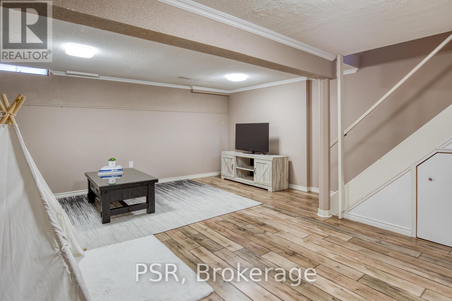 20 - 11 Grand River Boulevard, Kitchener, Ontario  N2A 2T2 - Photo 21 - X12190039