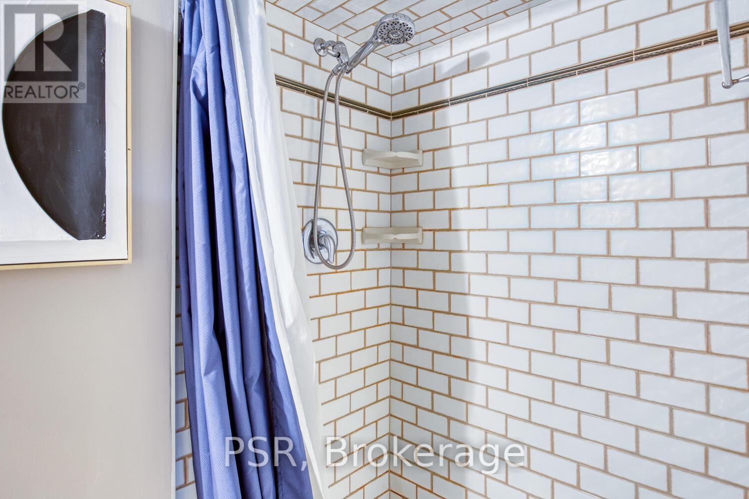 20 - 11 Grand River Boulevard, Kitchener, Ontario  N2A 2T2 - Photo 23 - X12190039