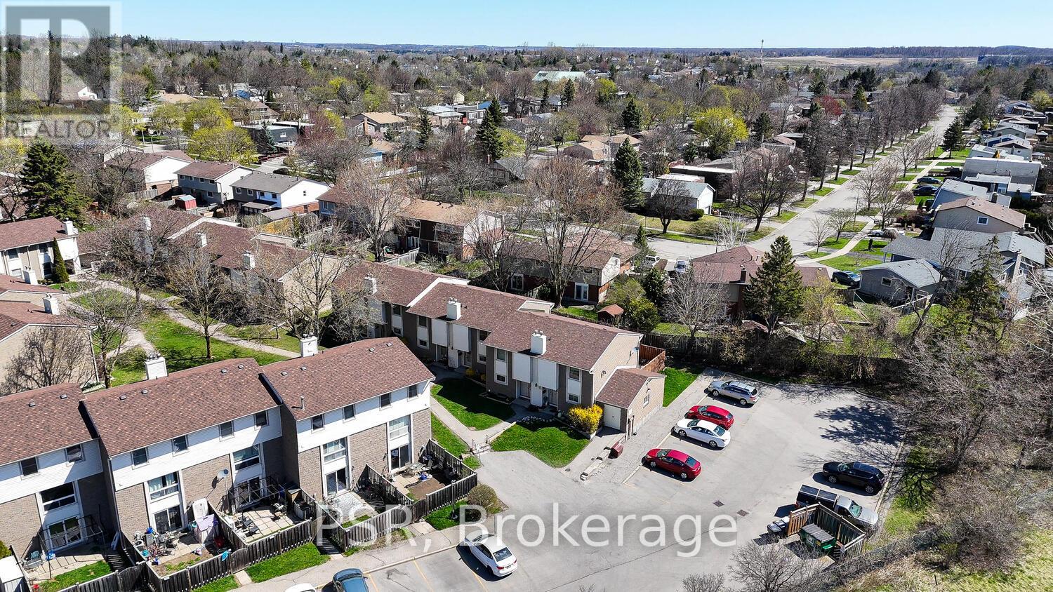 20 - 11 Grand River Boulevard, Kitchener, Ontario  N2A 2T2 - Photo 31 - X12190039