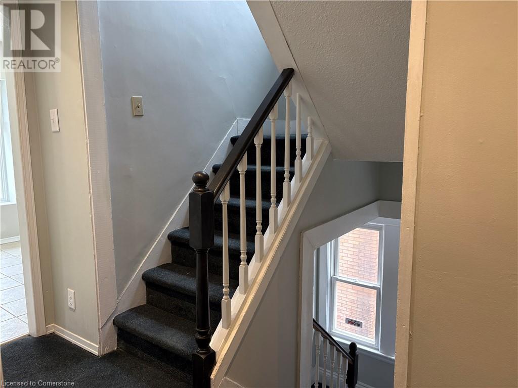 269 Main Street W, Hamilton, Ontario  L8P 1J5 - Photo 8 - 40736056