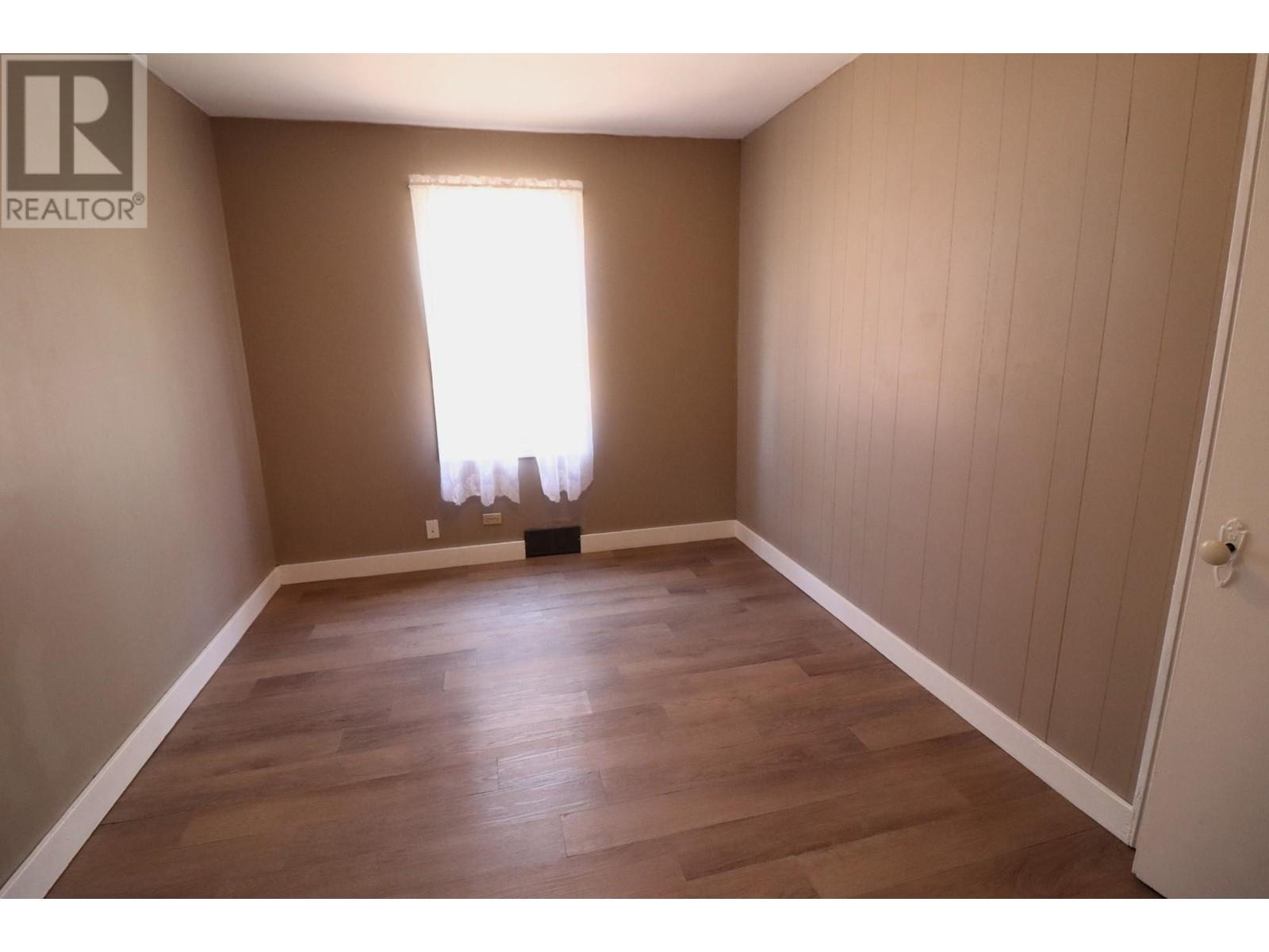325 WILLOW Street, Kamloops, BC V2B4C8