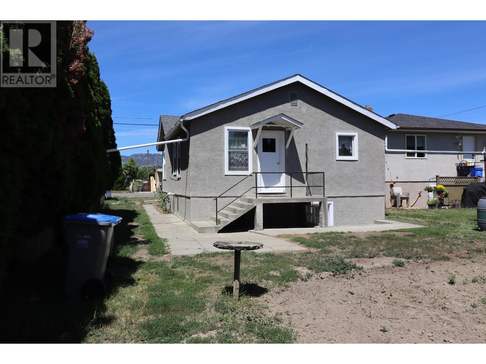 325 WILLOW Street, Kamloops, BC V2B4C8