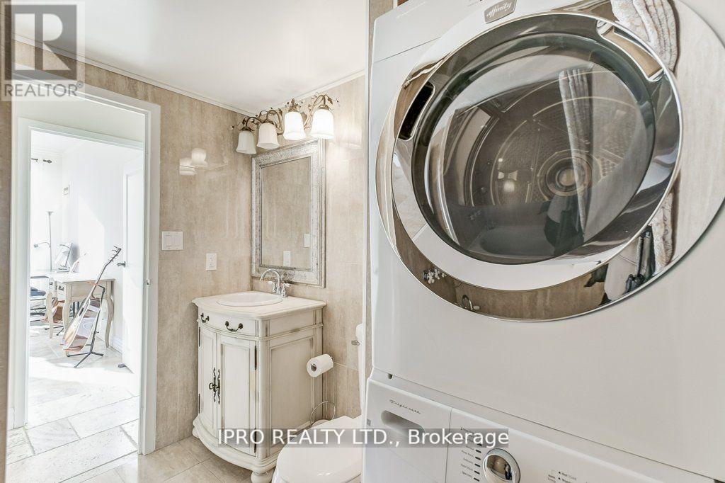 Ph2 - 25 Grenville Street, Toronto, Ontario  M4Y 2X5 - Photo 24 - C12190163