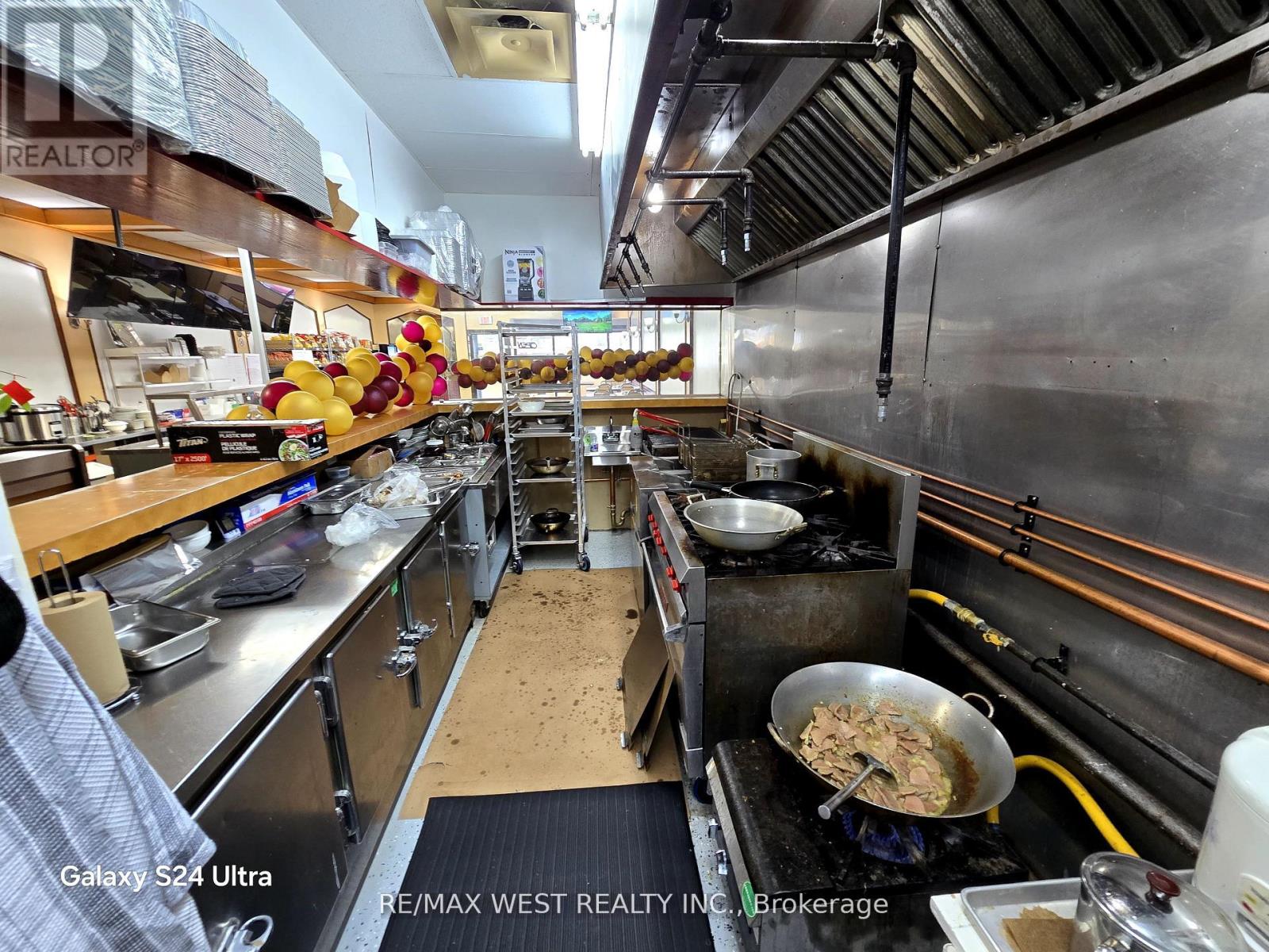 2 - 1646 Victoria Park Avenue, Toronto (Victoria Village), Ontario  M1R 1P7 - Photo 16 - C12190180