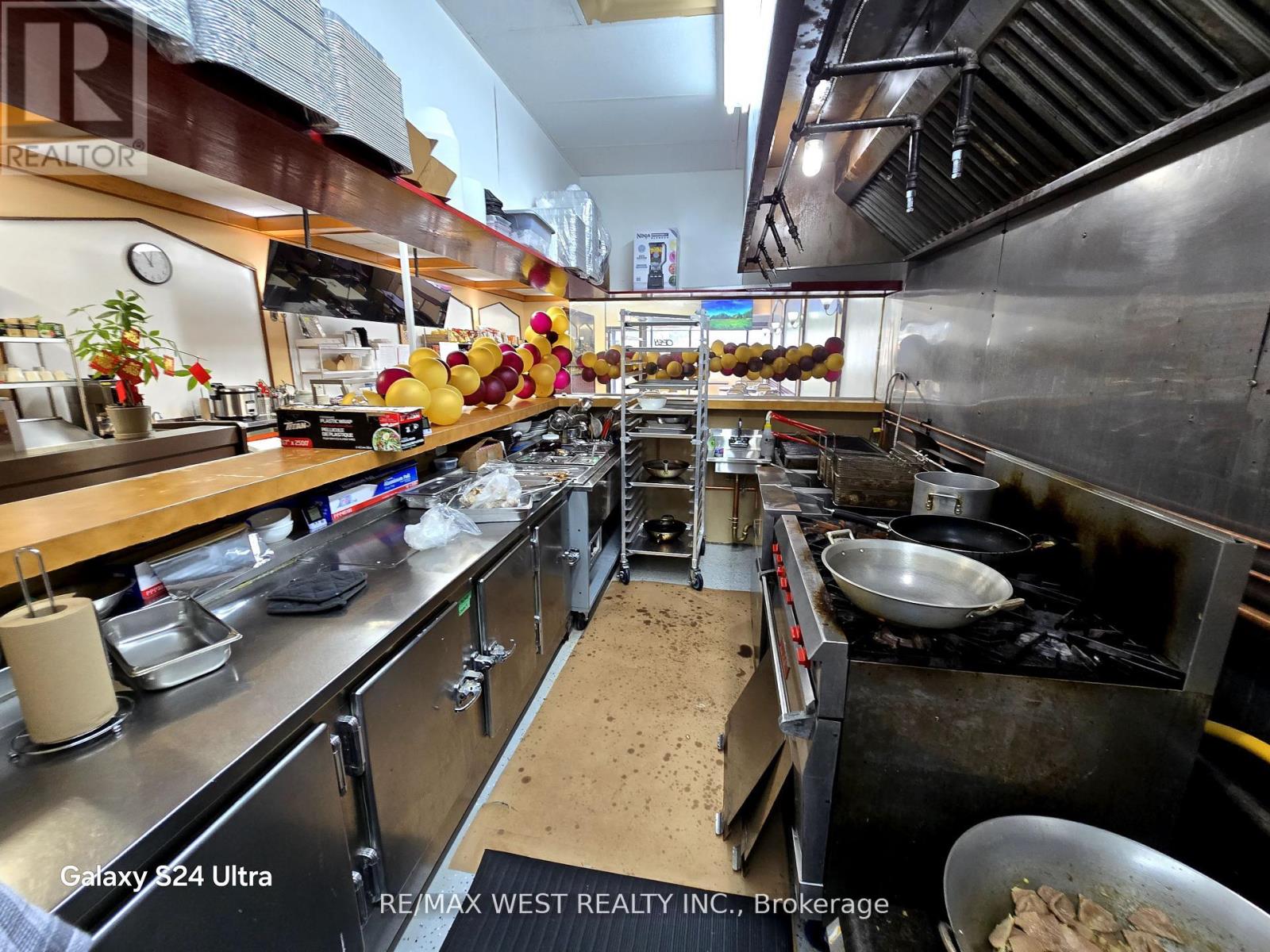 2 - 1646 Victoria Park Avenue, Toronto (Victoria Village), Ontario  M1R 1P7 - Photo 20 - C12190180