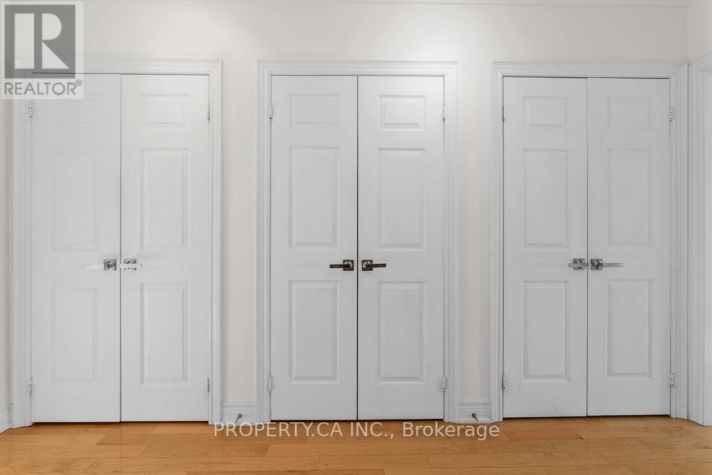 182 Mccaul Street, Toronto (Kensington-Chinatown), Ontario  M5T 1W5 - Photo 23 - C12190184