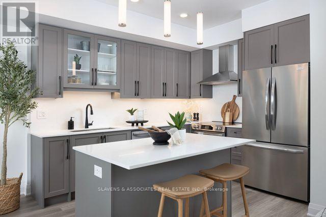 8 - 600 Brookdale Avenue, Toronto, Ontario  M4M 1S4 - Photo 2 - C12190212