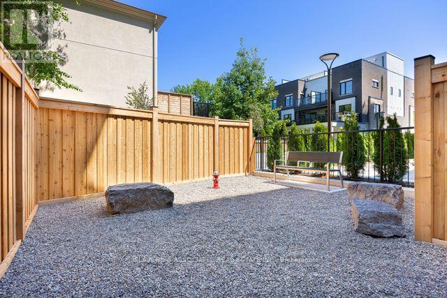 8 - 600 Brookdale Avenue, Toronto, Ontario  M4M 1S4 - Photo 20 - C12190212