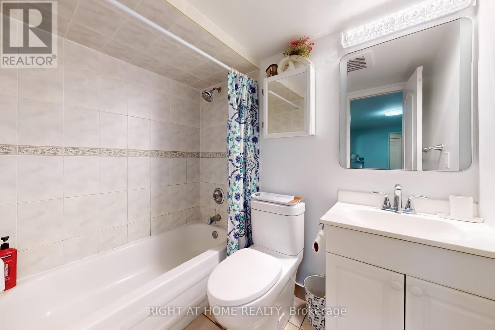 34 Goddard Street, Toronto, Ontario  M3H 5C8 - Photo 38 - C12190222