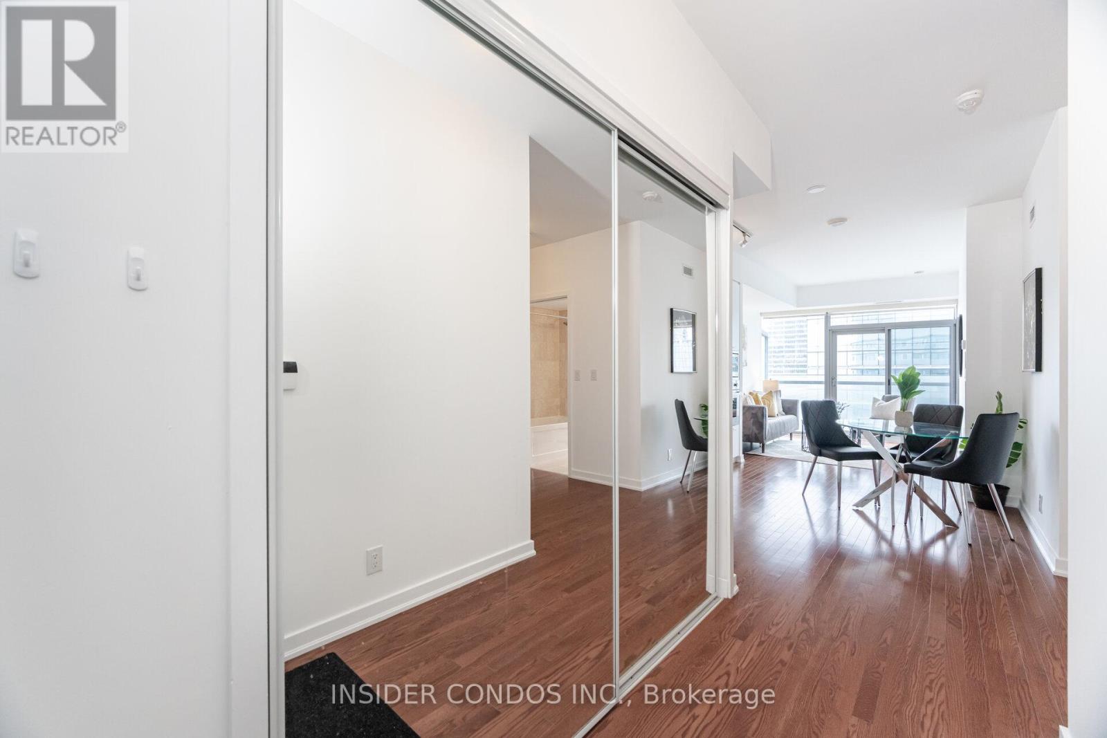 4409 - 12 York Street, Toronto, Ontario  M5J 0A9 - Photo 8 - C12190244
