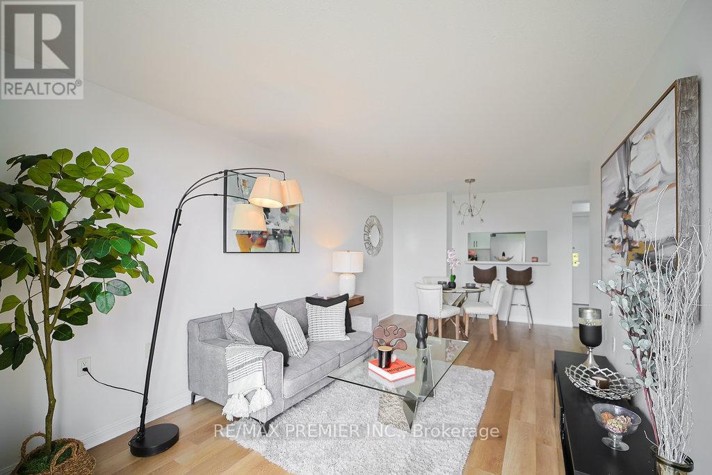 639 - 650 Lawrence Avenue W, Toronto, Ontario  M6A 3E8 - Photo 6 - C12189700