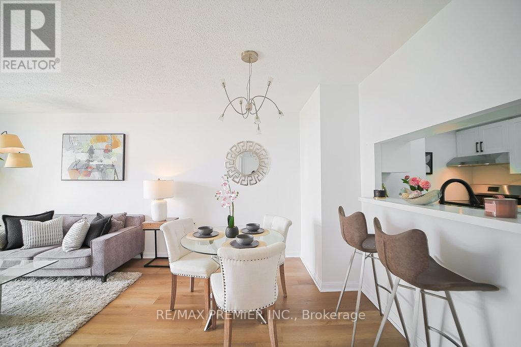 639 - 650 Lawrence Avenue W, Toronto, Ontario  M6A 3E8 - Photo 9 - C12189700