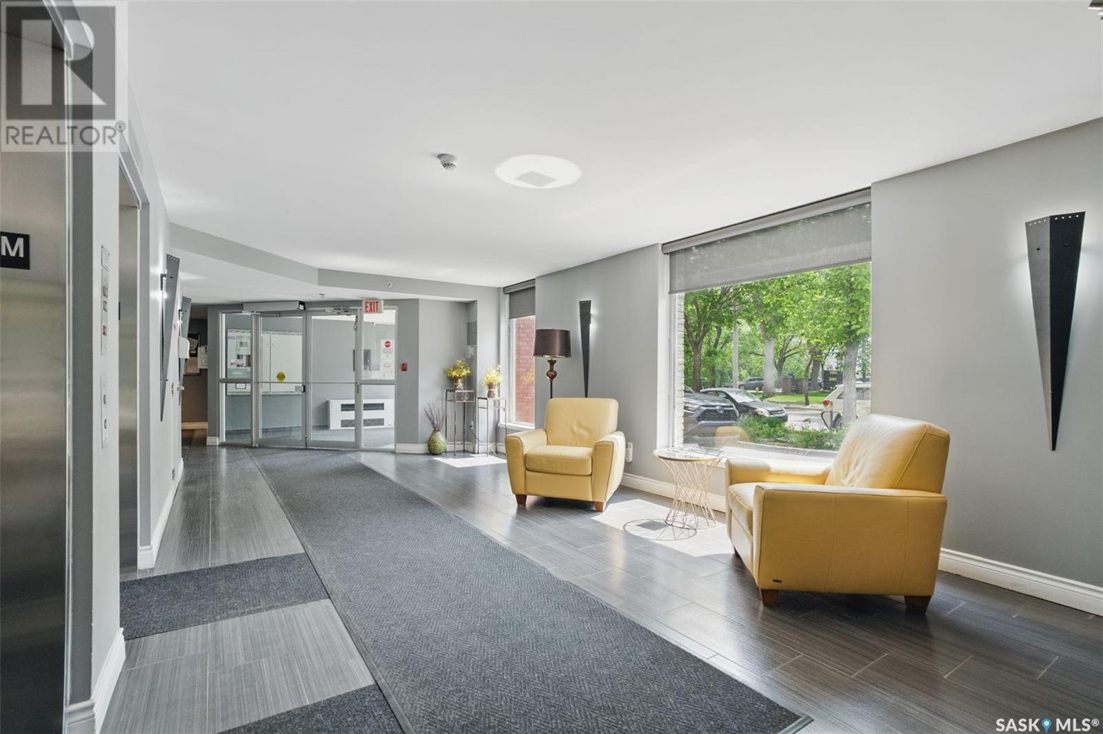 Property at 1006 902 Spadina CRESCENT E image 4