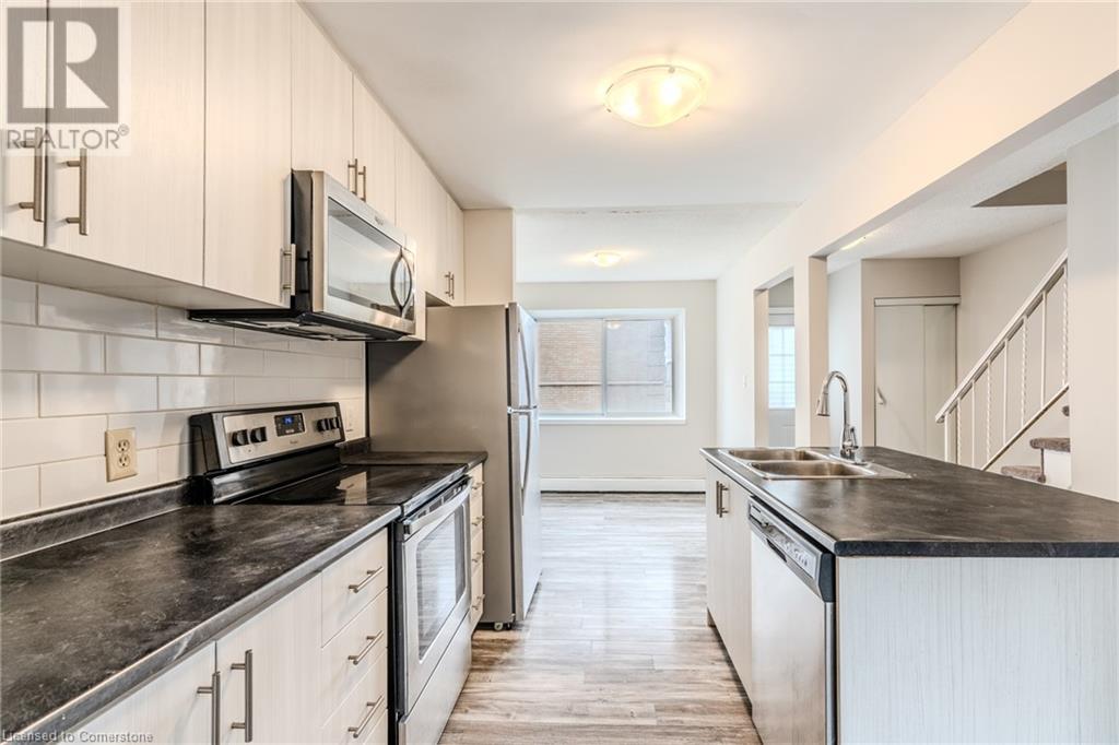 Property at 293 FAIRWAY Road N Unit# 26 image 5
