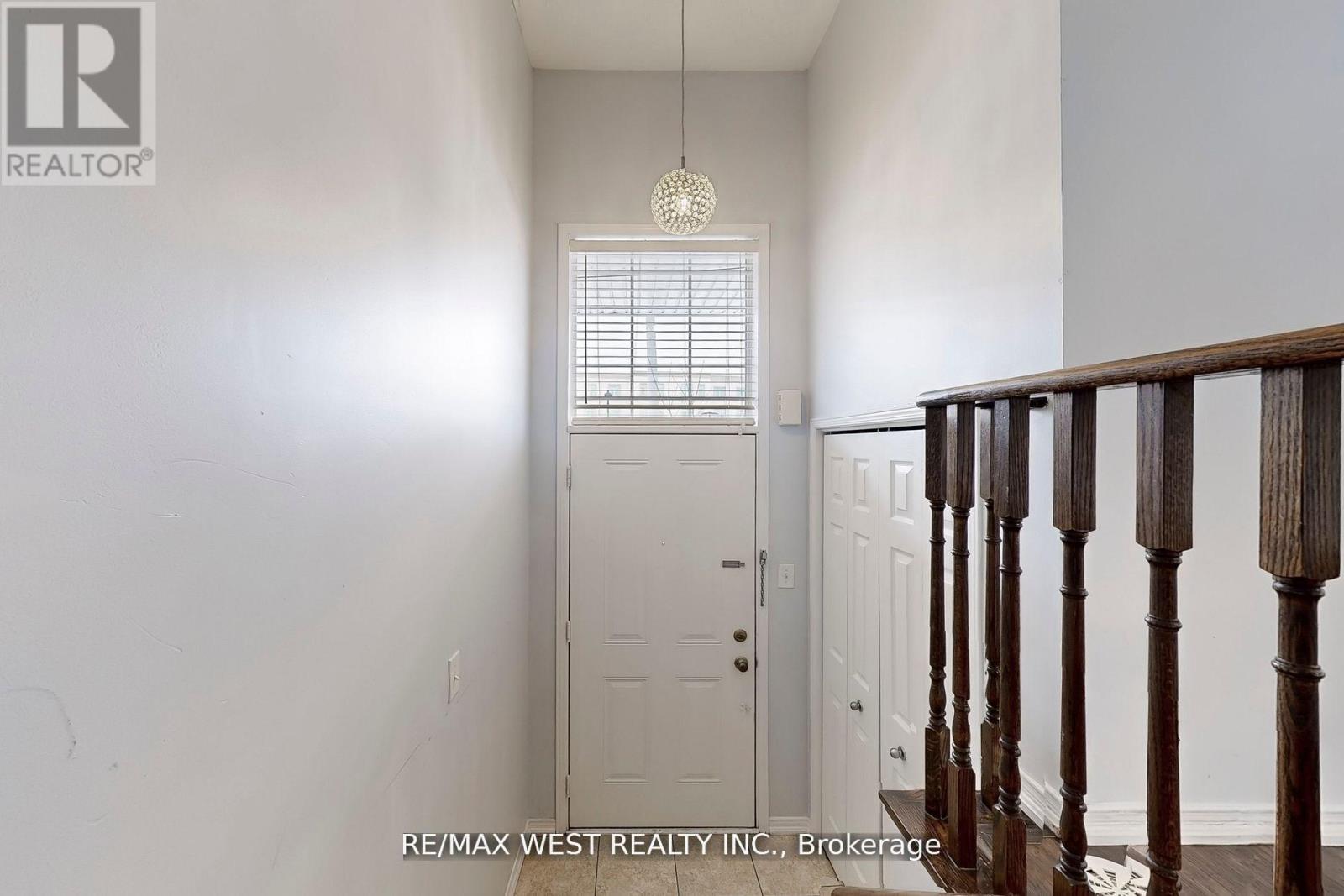 35 Bell Estate Road, Toronto (Clairlea-Birchmount), Ontario  M1L 0E2 - Photo 14 - E12190108