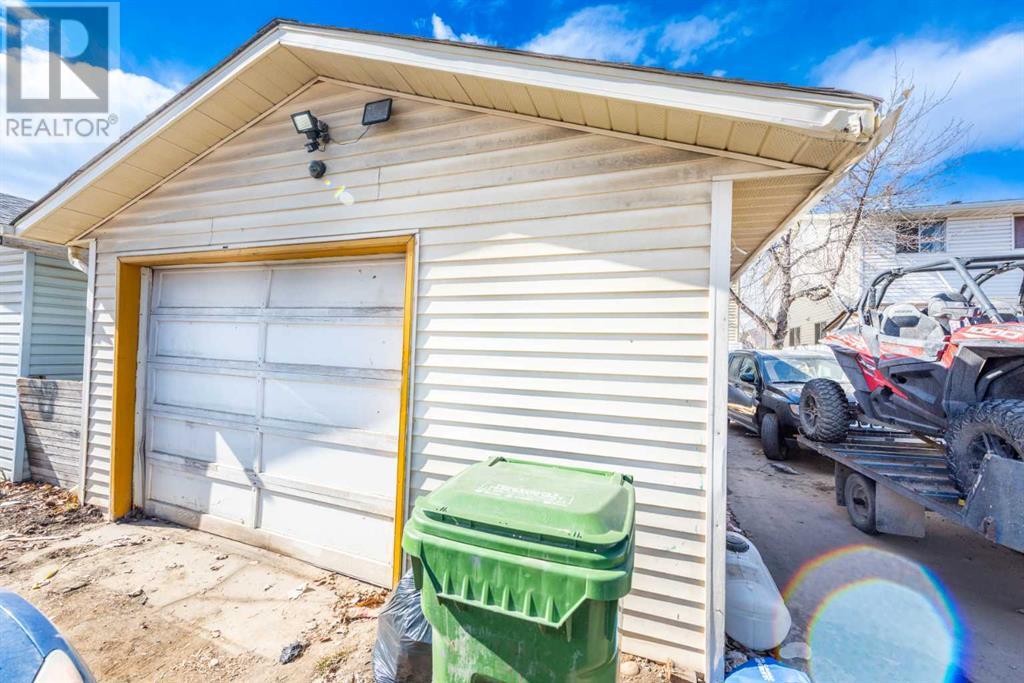 6412 54 Street, Calgary, Alberta  T3J 1Z5 - Photo 3 - A2217362