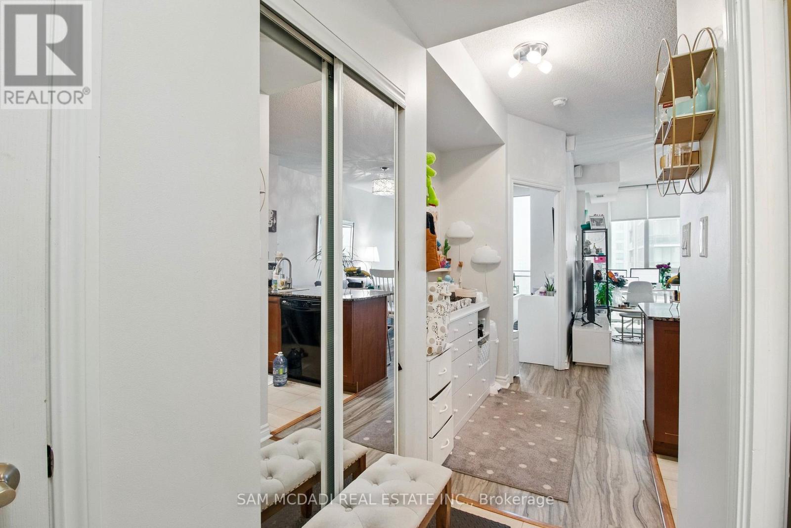 710 - 3525 Kariya Drive, Mississauga, Ontario  L5B 0C2 - Photo 10 - W12139634
