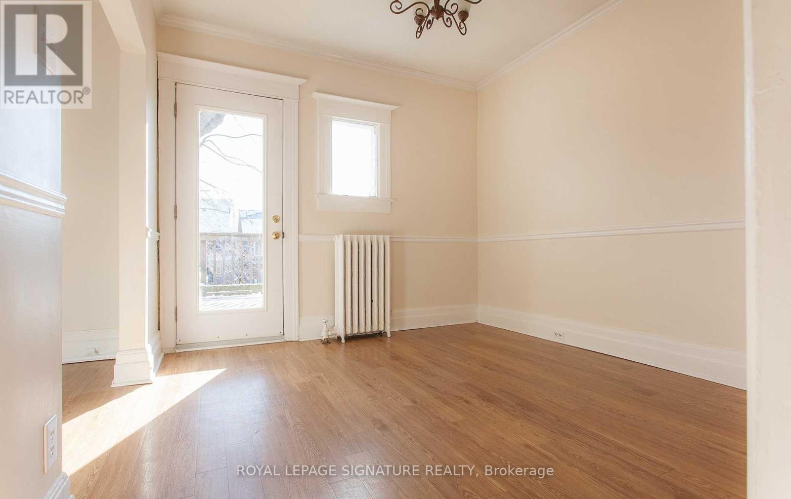 15 Constance Street, Toronto (High Park-Swansea), Ontario  M6R 1S3 - Photo 10 - W12189899