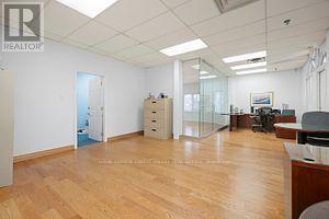 201 - 335 Renfrew Drive, Markham (Buttonville), Ontario  L3R 9S9 - Photo 12 - N12190149