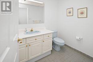 201 - 335 Renfrew Drive, Markham (Buttonville), Ontario  L3R 9S9 - Photo 9 - N12190149