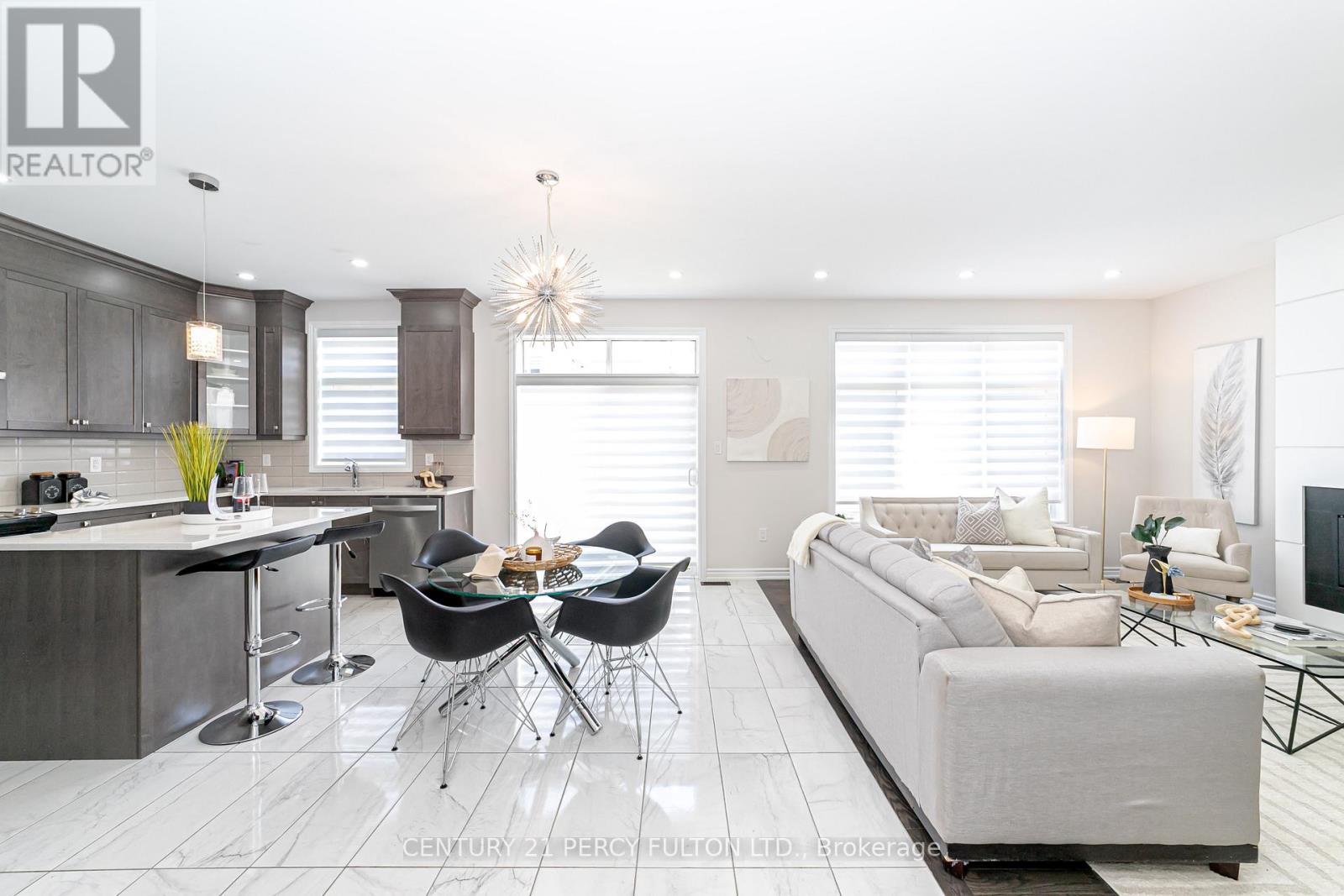 53 Bowline Vista, East Gwillimbury (Holland Landing), Ontario  L9N 0W2 - Photo 16 - N12190167