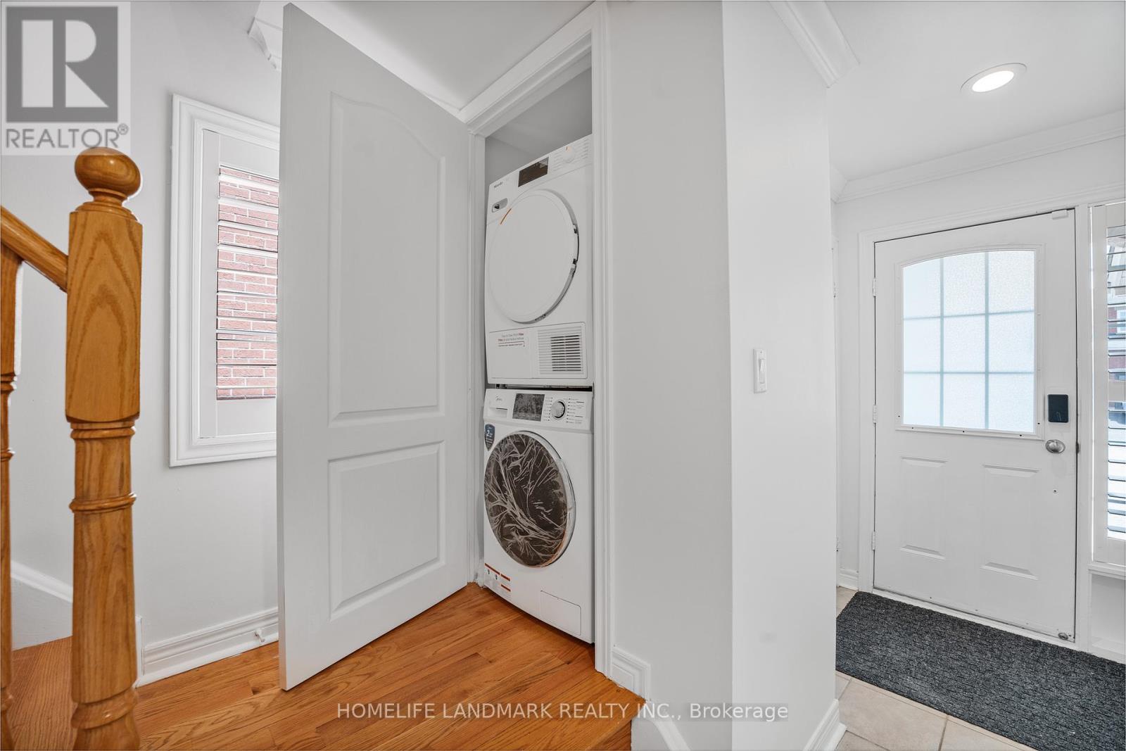 95 Giancola Crescent, Vaughan (Maple), Ontario  L6A 2T5 - Photo 20 - N12190226