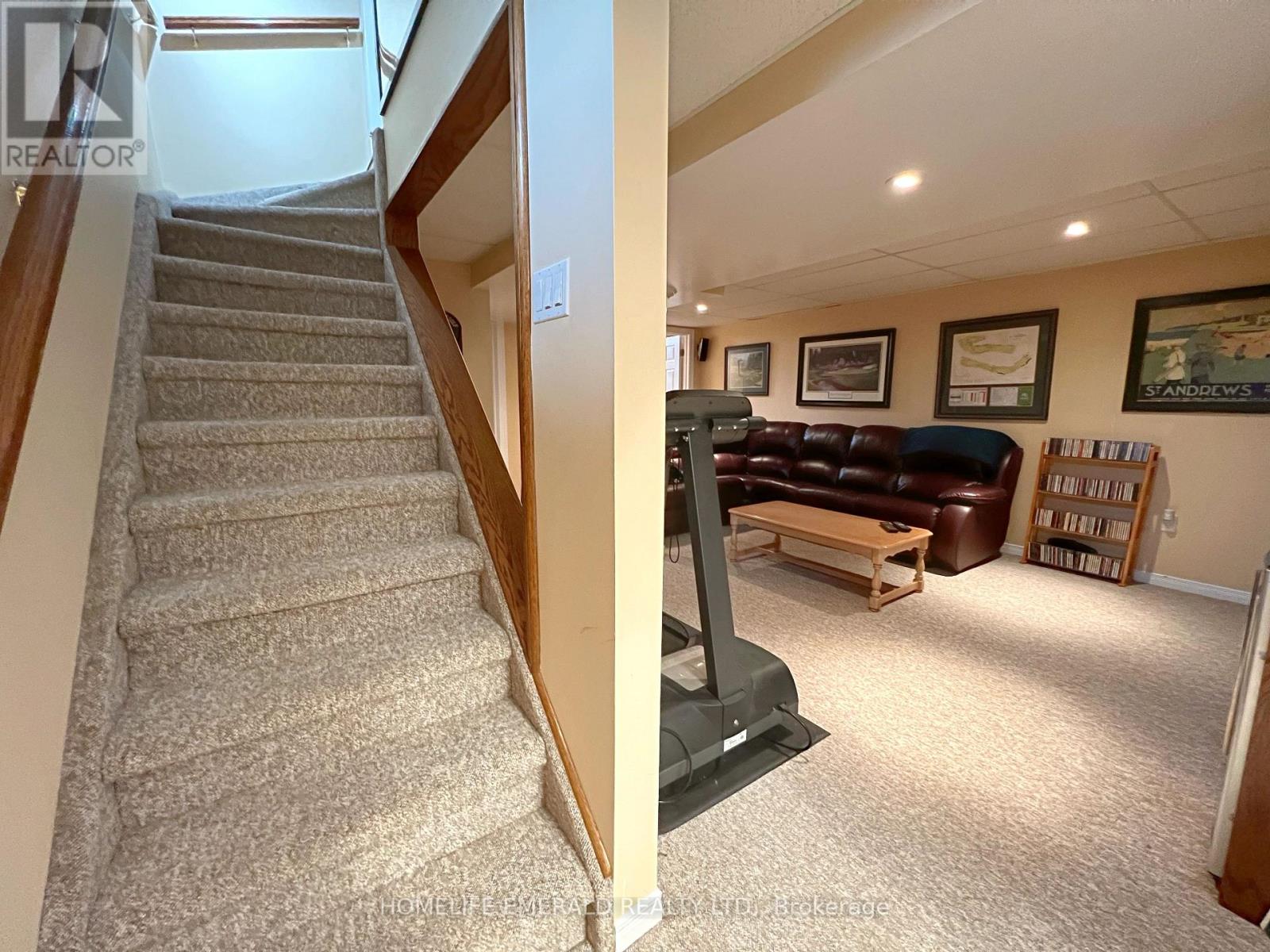 1 Potter Crescent, New Tecumseth (Tottenham), Ontario  L0G 1W0 - Photo 24 - N12190257