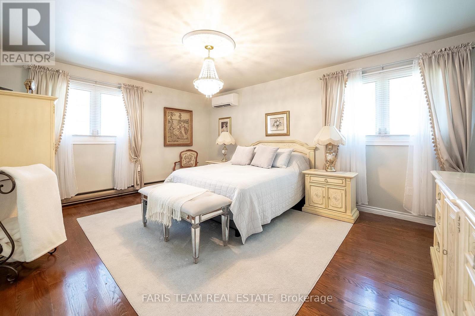 8 Viel Street, Penetanguishene, Ontario  L9M 1H8 - Photo 16 - S12190236