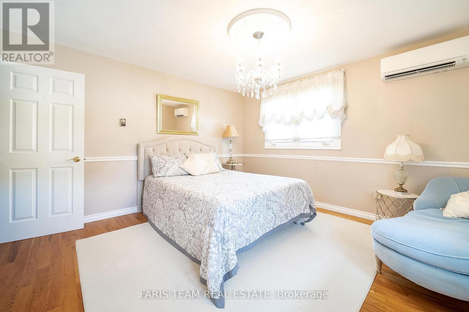 8 Viel Street, Penetanguishene, Ontario  L9M 1H8 - Photo 18 - S12190236