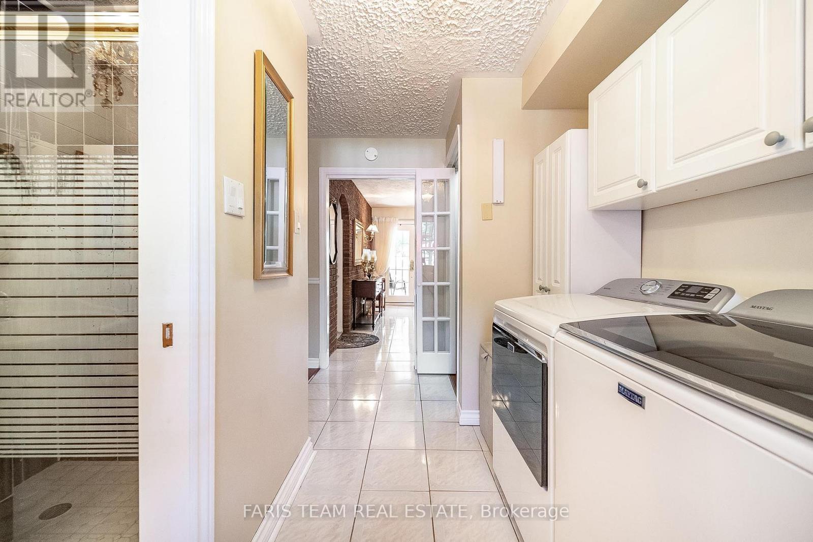 8 Viel Street, Penetanguishene, Ontario  L9M 1H8 - Photo 26 - S12190236
