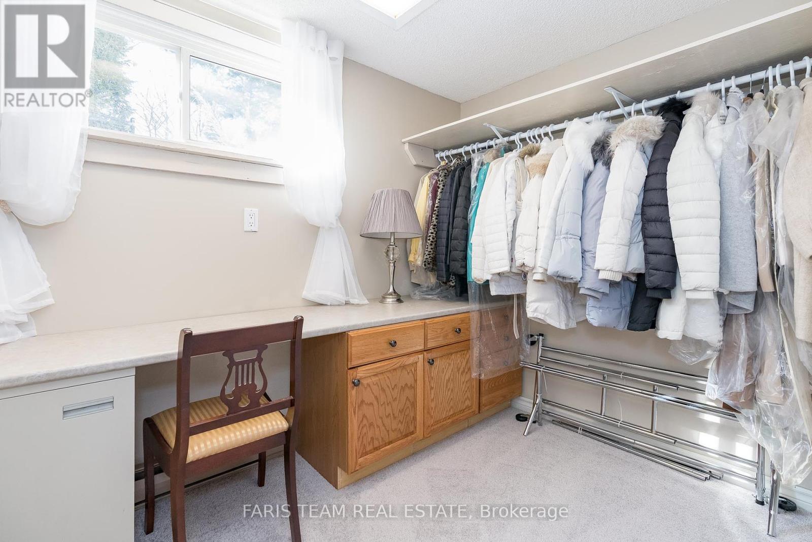 8 Viel Street, Penetanguishene, Ontario  L9M 1H8 - Photo 30 - S12190236