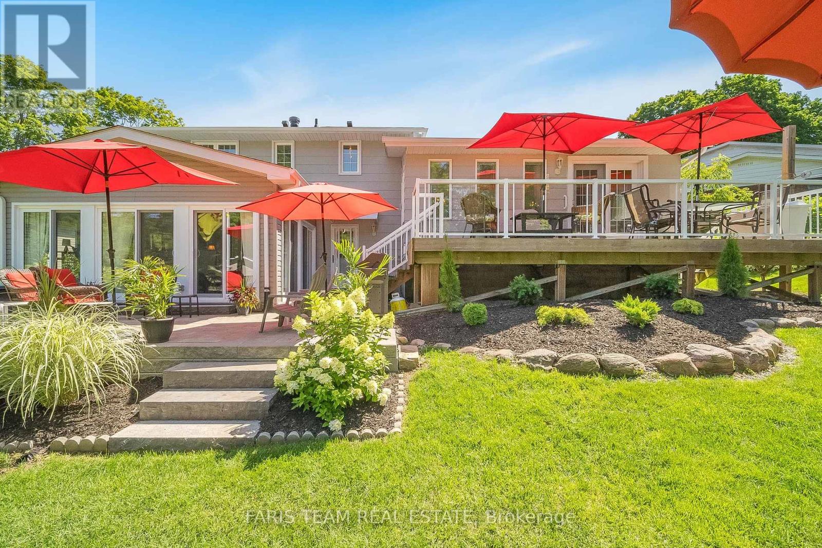 8 Viel Street, Penetanguishene, Ontario  L9M 1H8 - Photo 35 - S12190236