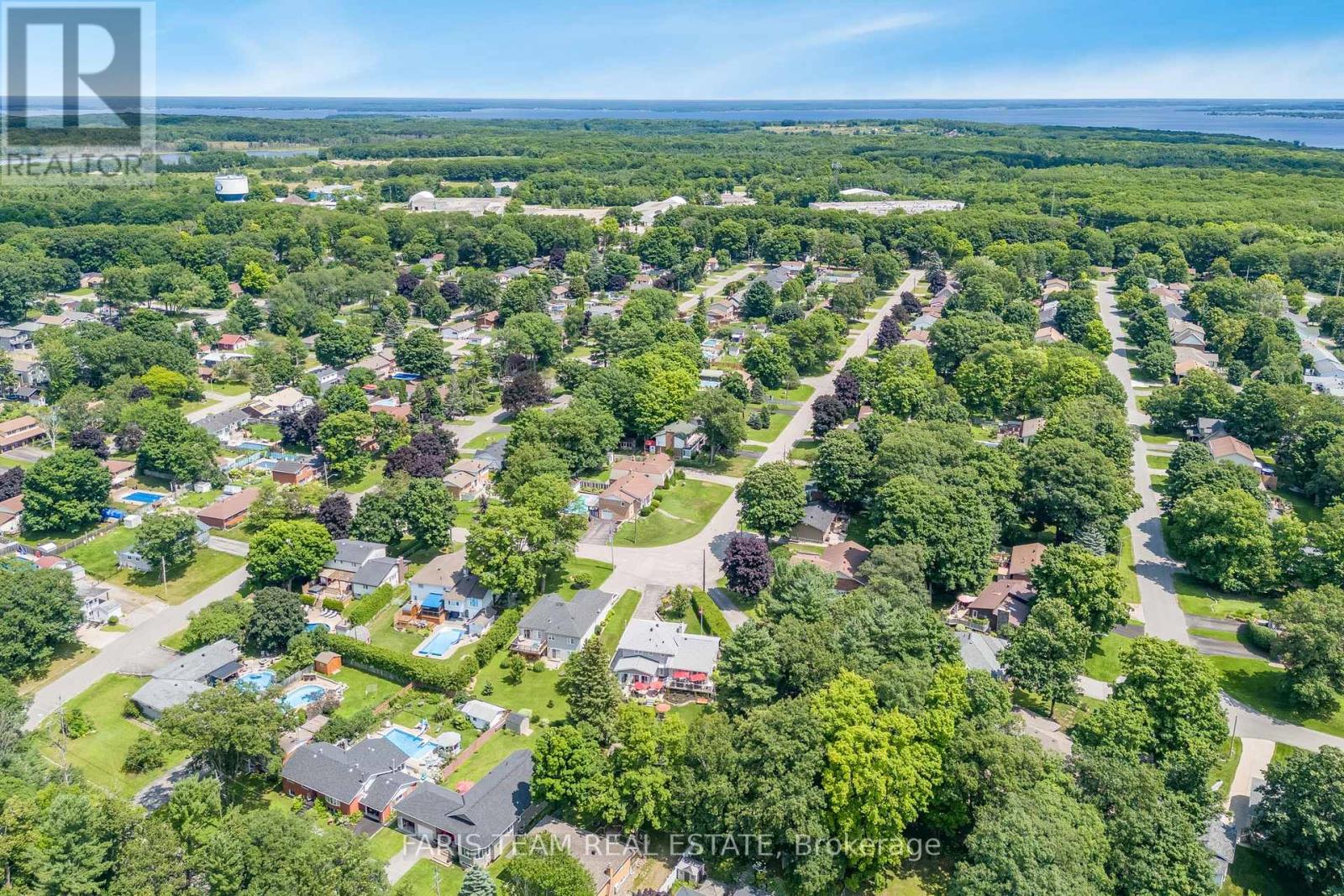 8 Viel Street, Penetanguishene, Ontario  L9M 1H8 - Photo 39 - S12190236