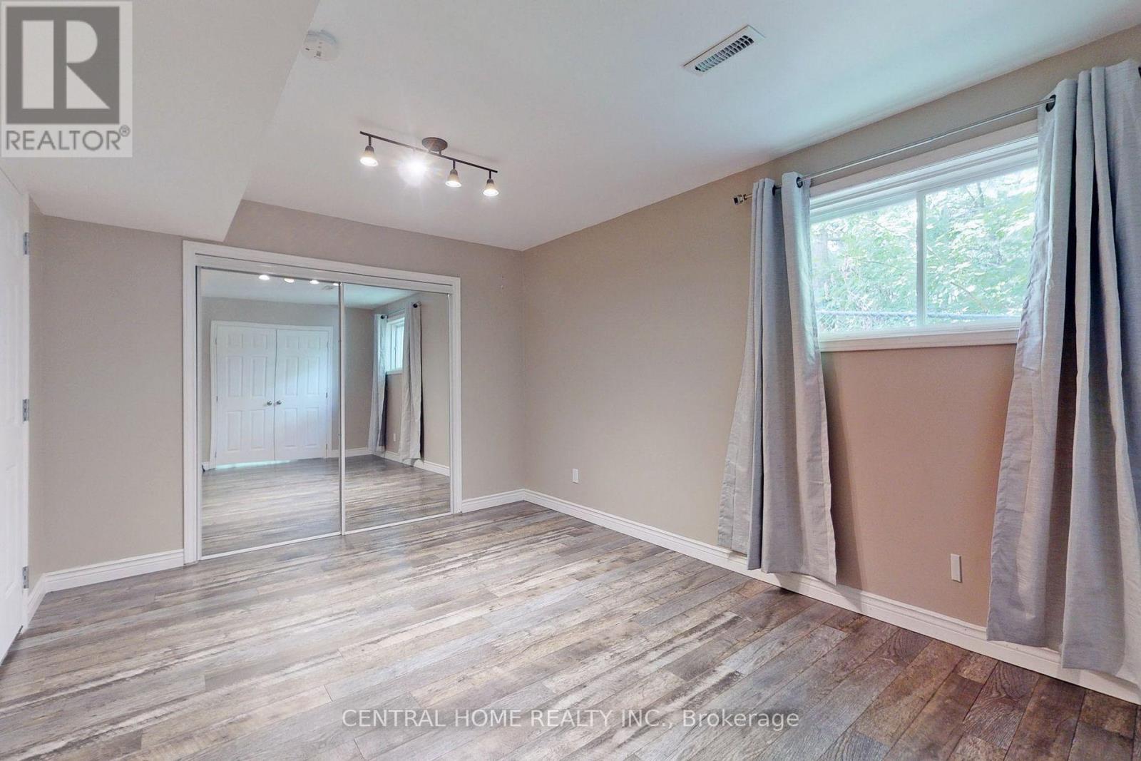 Bsmt - 33 Florence Park Road, Barrie, Ontario  L4N 6Y9 - Photo 6 - S12190253