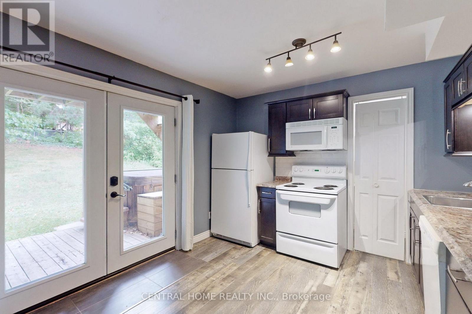 Bsmt - 33 Florence Park Road, Barrie, Ontario  L4N 6Y9 - Photo 8 - S12190253