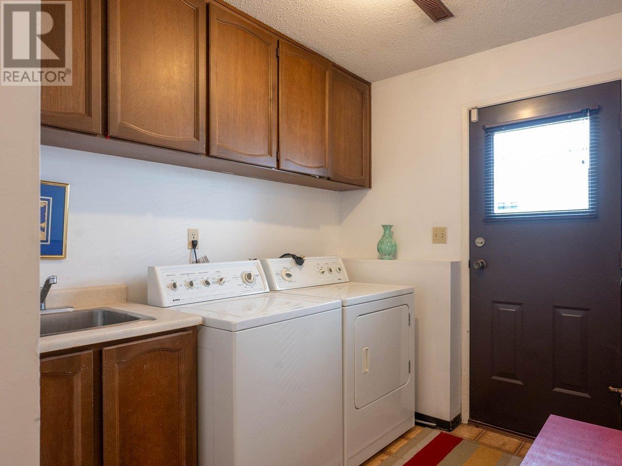 351 Metta Street, Port Moody, British Columbia  V3H 2Y5 - Photo 14 - R3009814